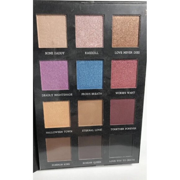 Disney Nightmare Before Christmas Love never dies Eyeshadow Palette Cruelty Free - Picture 3 of 4